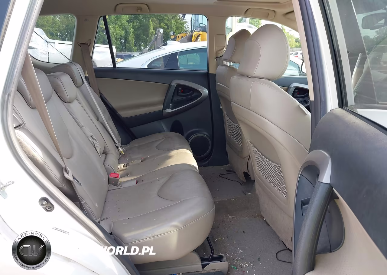 2007 Toyota Rav4 Limited VIN:JTMBK31V575034429 - 8