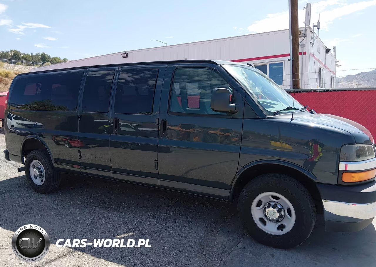 2017 Chevrolet Express 3500 Lt VIN:1GAZGPFFXH1274389 - 13