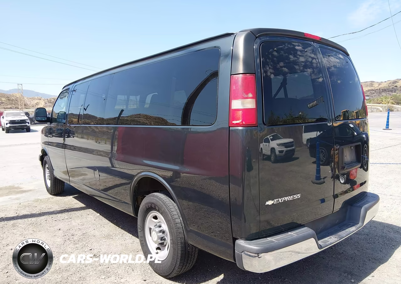 2017 Chevrolet Express 3500 Lt VIN:1GAZGPFFXH1274389 - 3