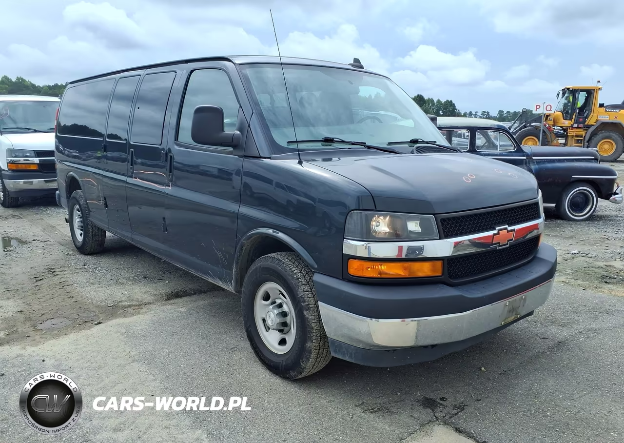 2017 Chevrolet Express 3500 Lt VIN:1GAZGPFF3H1333489 - 1