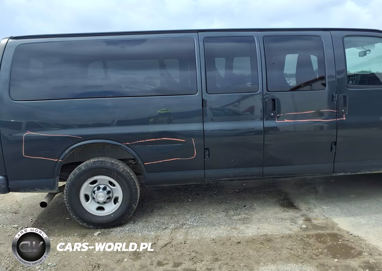 2017 Chevrolet Express 3500 Lt VIN:1GAZGPFF3H1333489 - 6