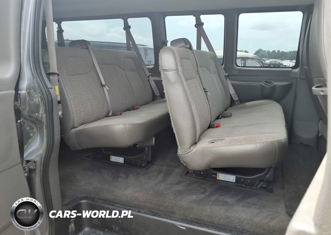 2017 Chevrolet Express 3500 Lt VIN:1GAZGPFF3H1333489 - 8