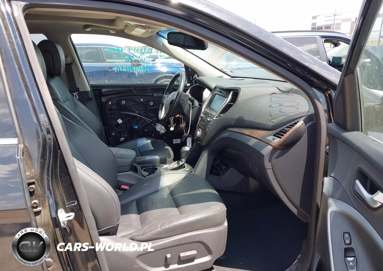 2017 Hyundai Santa Fe Se Ultimate VIN:KM8SR4HF1HU253827 - 5