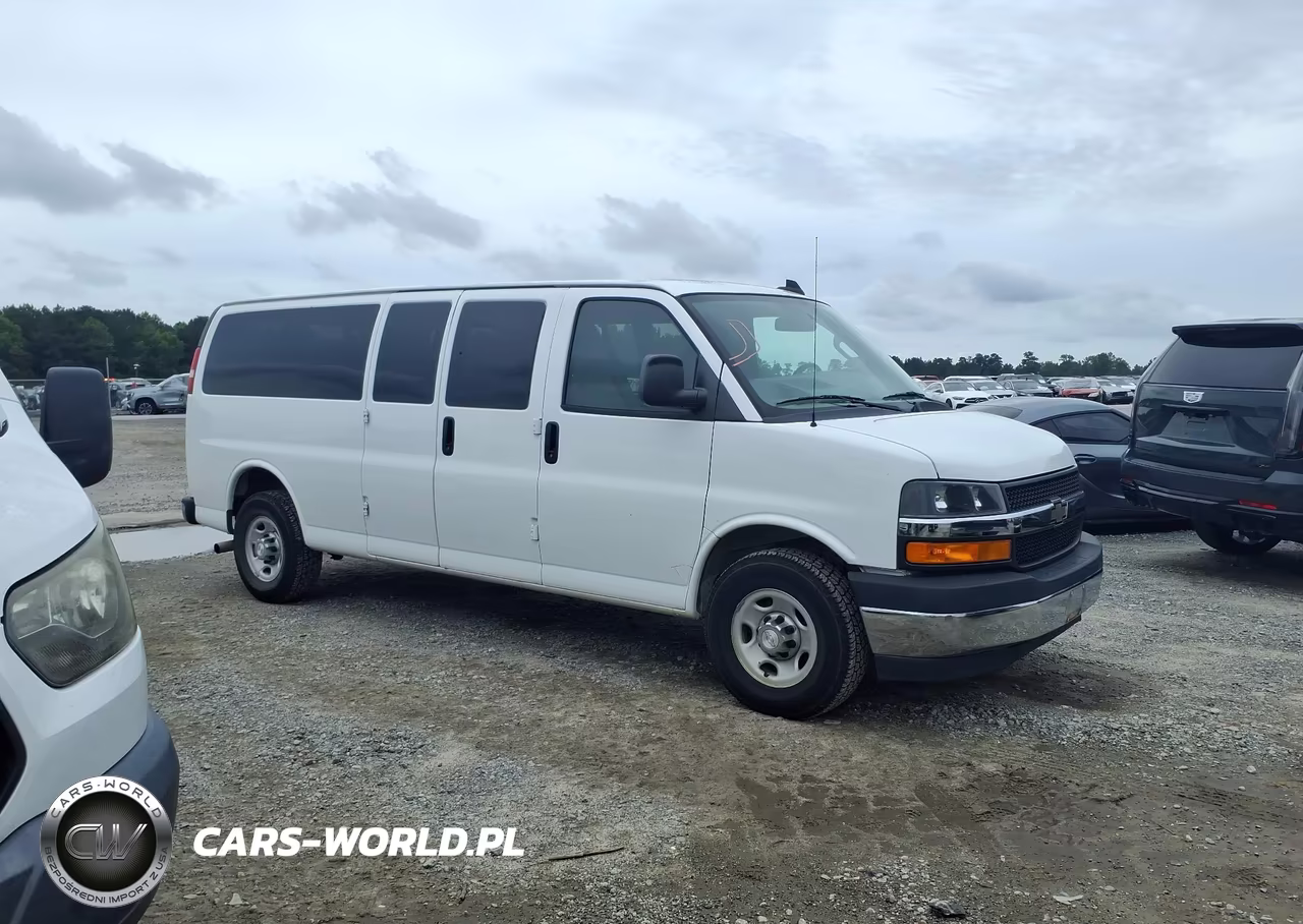 2017 Chevrolet Express 3500 Lt VIN:1GAZGPFFXH1333957 - 13