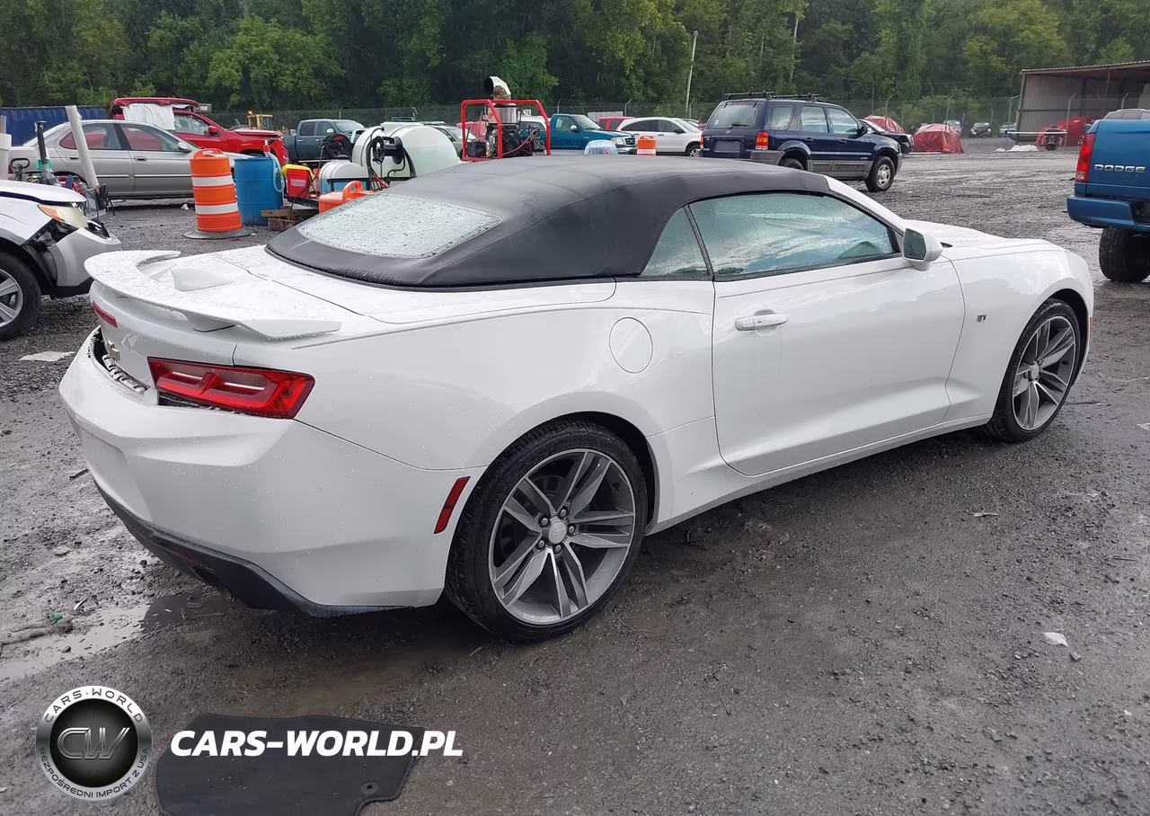 2017 Chevrolet Camaro 1Lt VIN:1G1FB3DX6H0105465 - 4