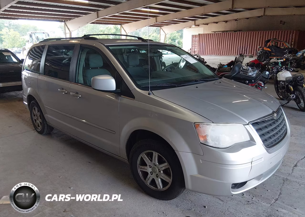 2010 Chrysler Town & Country Touring