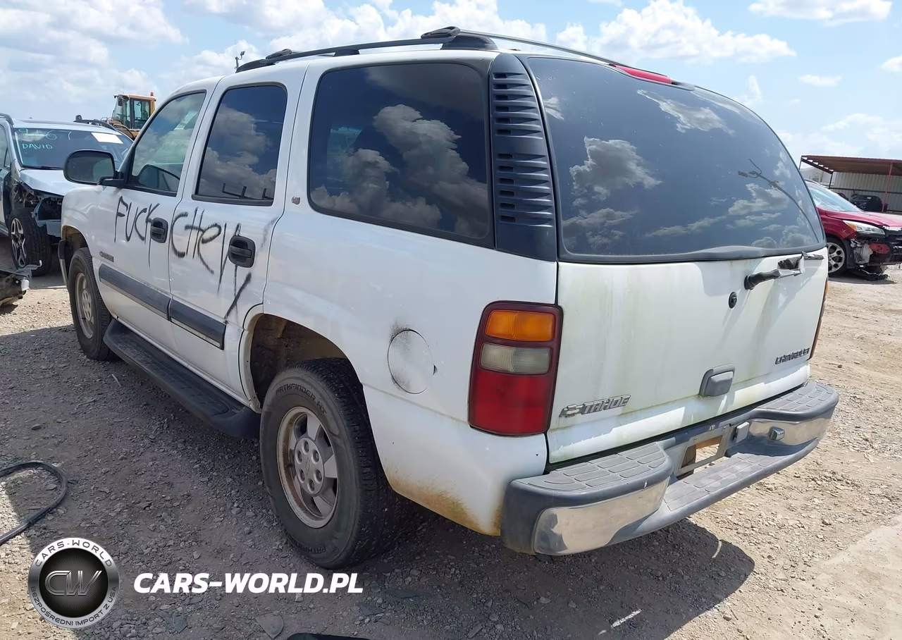 2001 Chevrolet Tahoe C1500 VIN:1GNEC13T81J143628 - 3
