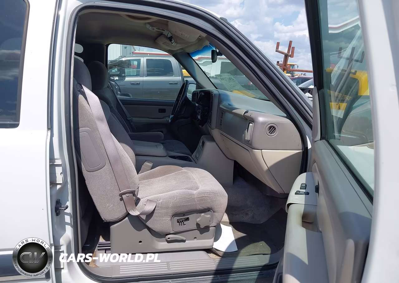 2001 Chevrolet Tahoe C1500 VIN:1GNEC13T81J143628 - 5