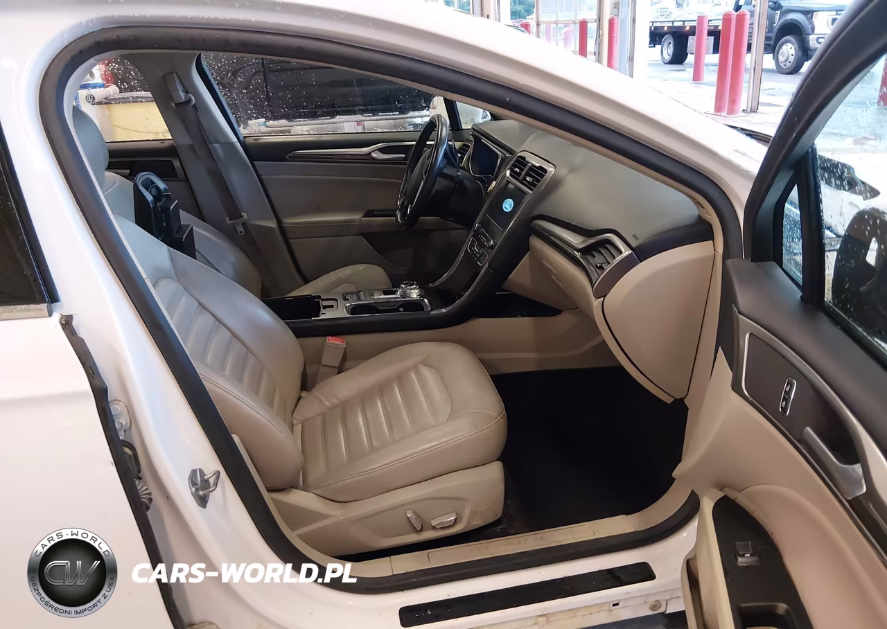 2017 Ford Fusion Se VIN:3FA6P0HD8HR122958 - 5