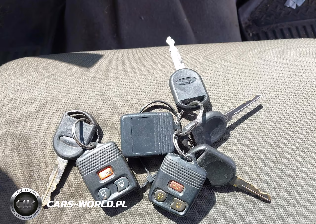 2010 Ford Super Duty F-250 Srw Lariat-Xl-Xlt VIN:1FTSX2B52AEB34649 - 11