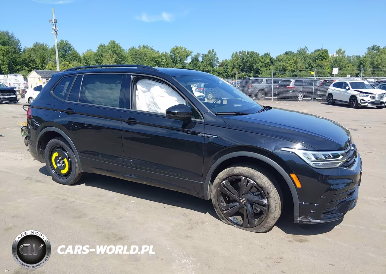 2024 Volkswagen Tiguan 2.0T Se R-Line Black VIN:3VV8B7AX9RM113149 - 13