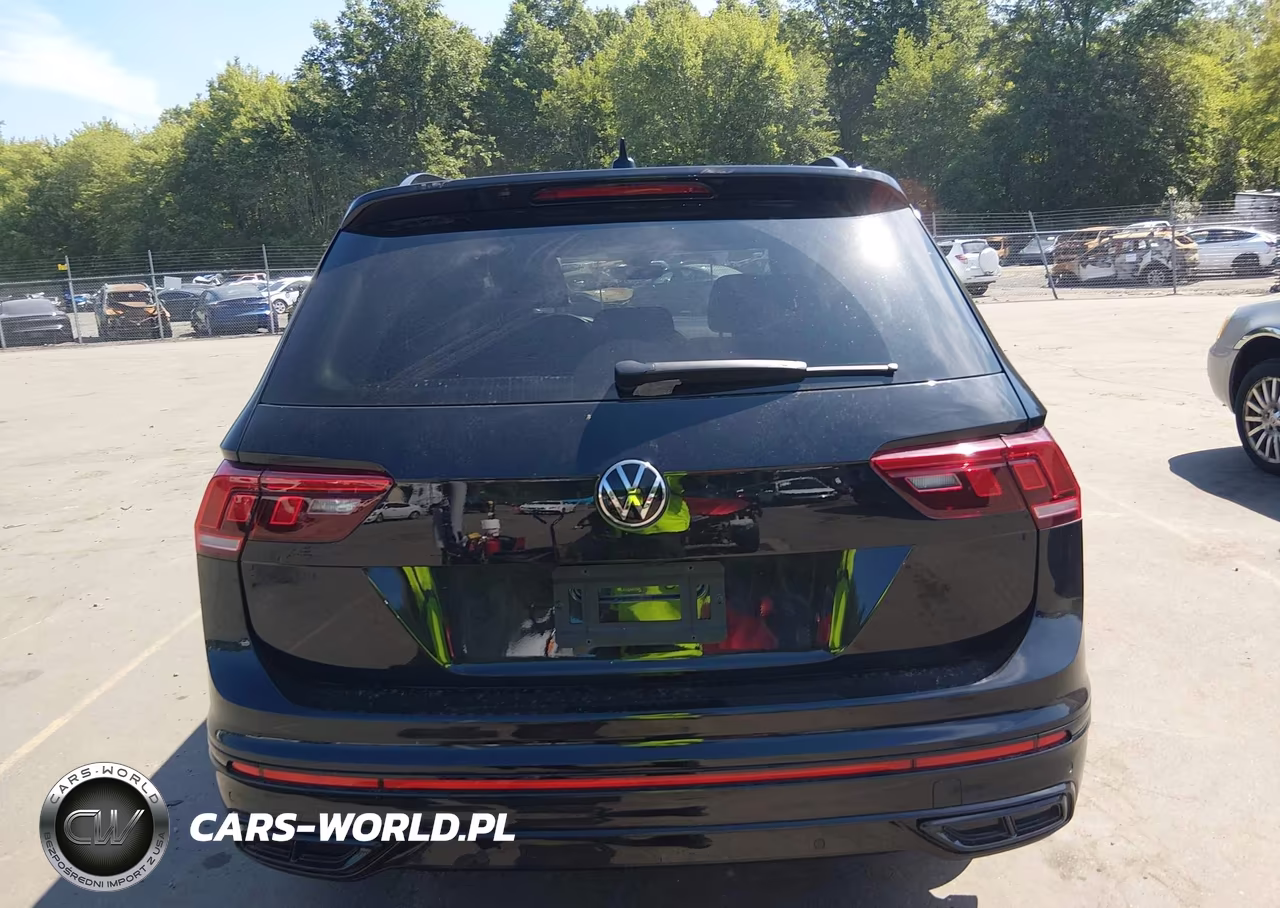 2024 Volkswagen Tiguan 2.0T Se R-Line Black VIN:3VV8B7AX9RM113149 - 16