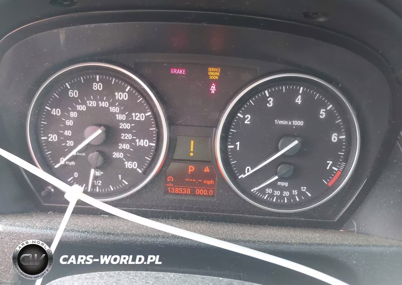 2014 BMW X1 xDrive28I VIN:WBAVL1C59EVR92964 - 7