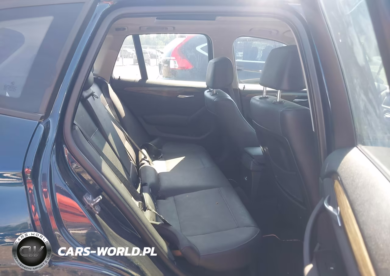 2014 BMW X1 xDrive28I VIN:WBAVL1C59EVR92964 - 8