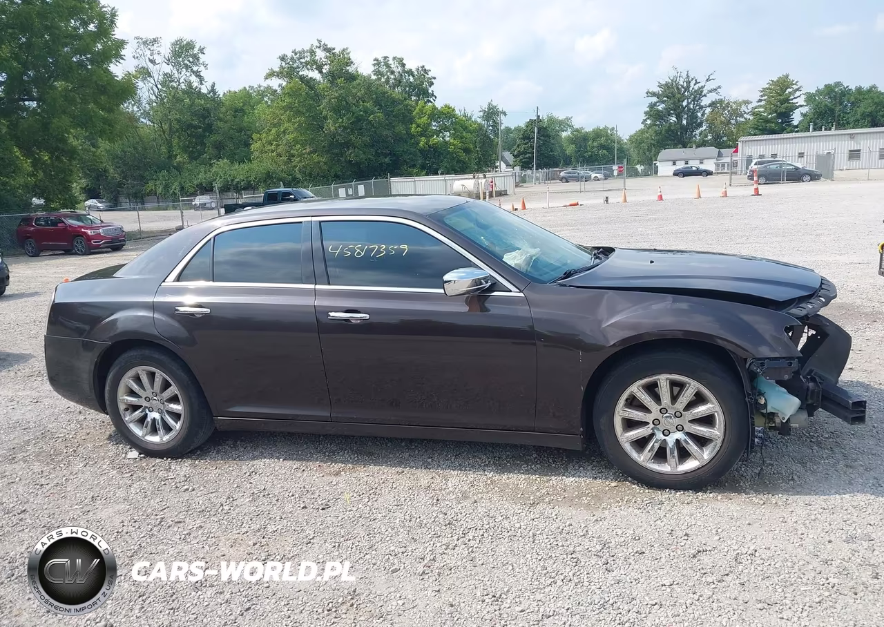 2012 Chrysler 300 Limited VIN:2C3CCACG8CH205685 - 14