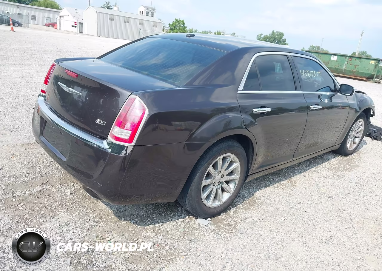 2012 Chrysler 300 Limited VIN:2C3CCACG8CH205685 - 4