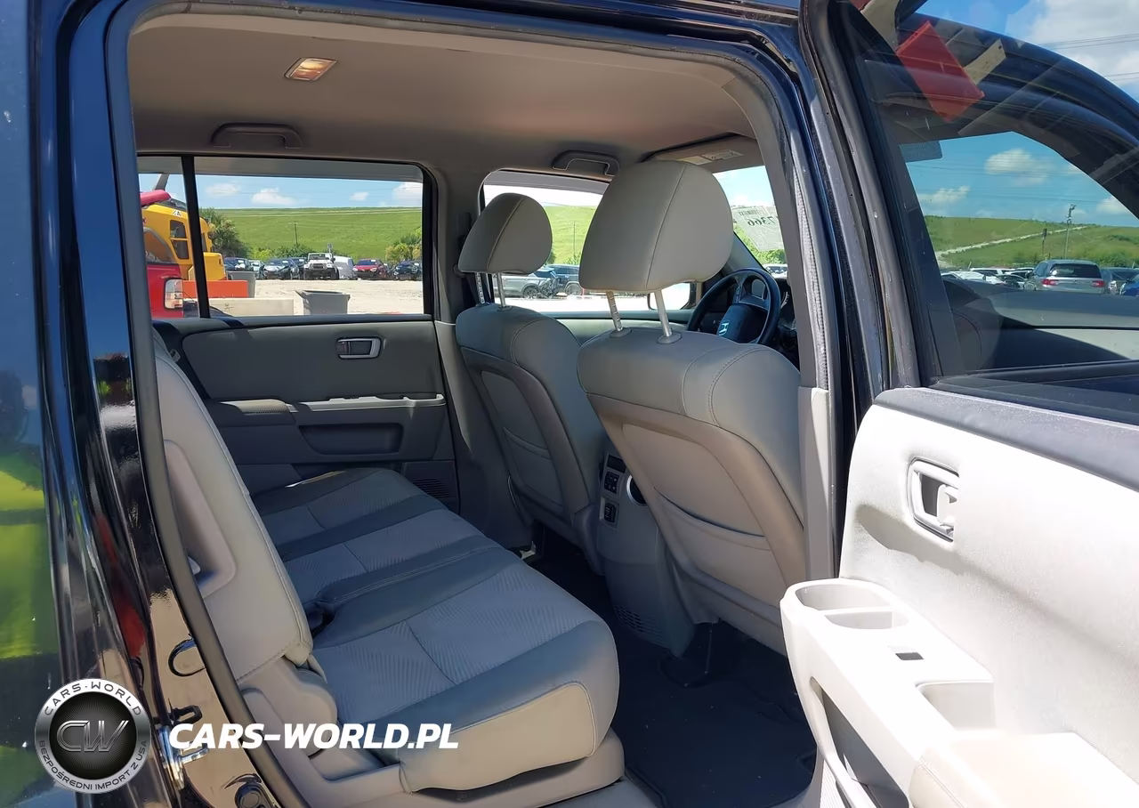 2015 Honda Pilot Lx VIN:5FNYF4H22FB075369 - 8