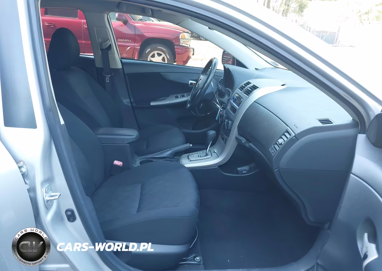 2010 Toyota Corolla S VIN:2T1BU4EE4AC463503 - 5