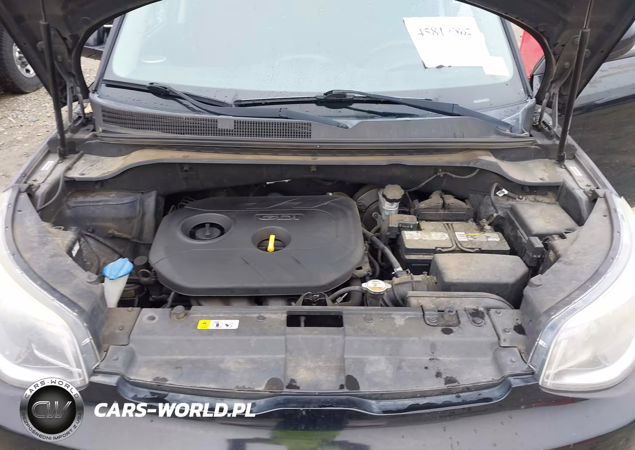 2015 Kia Soul + VIN:KNDJP3A57F7787945 - 10