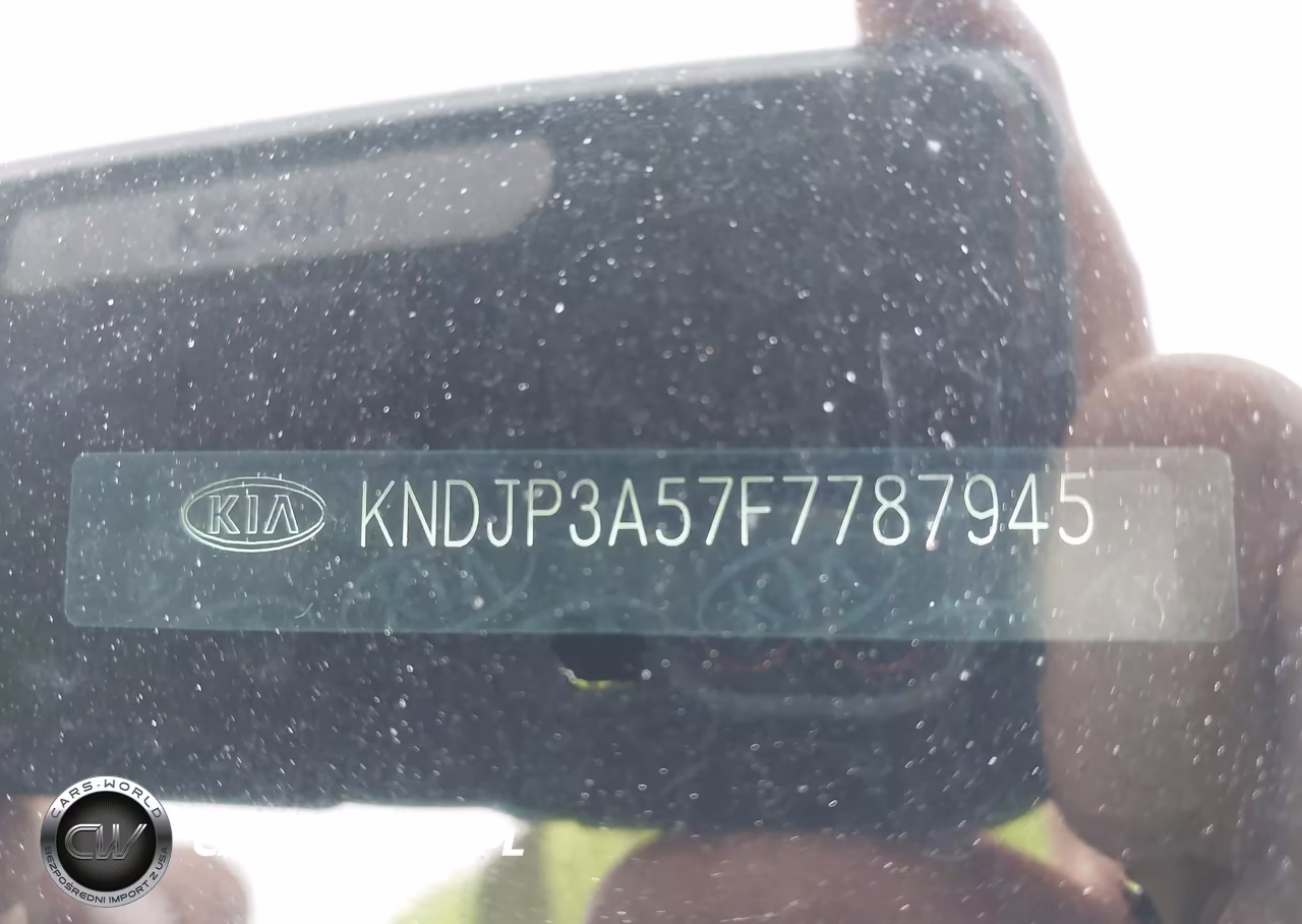 2015 Kia Soul + VIN:KNDJP3A57F7787945 - 17