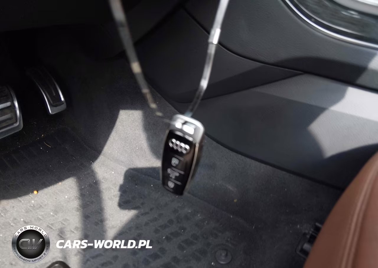 2021 Audi Q7 Premium 55 Tfsi Quattro Tiptronic VIN:WA1AXAF72MD000407 - 11