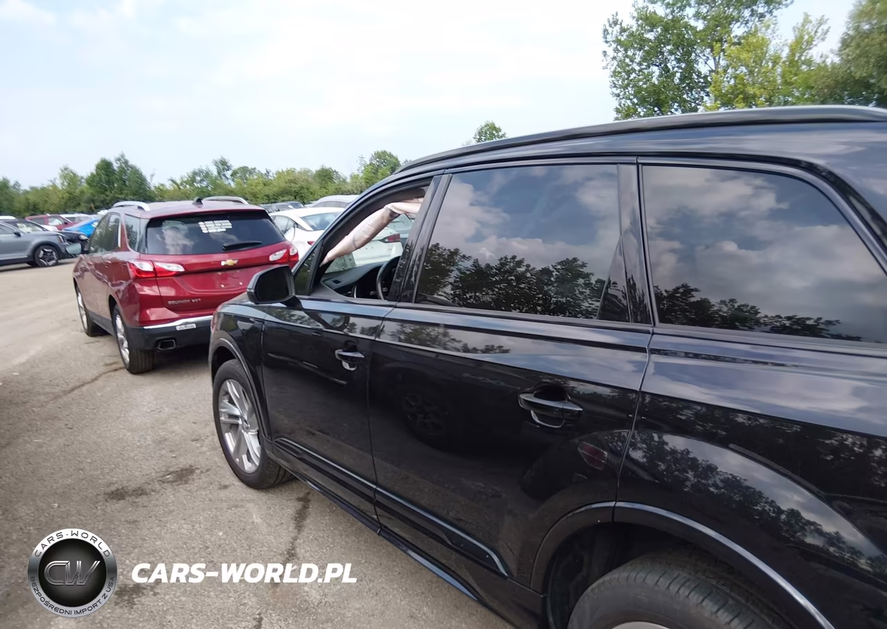 2021 Audi Q7 Premium 55 Tfsi Quattro Tiptronic VIN:WA1AXAF72MD000407 - 14