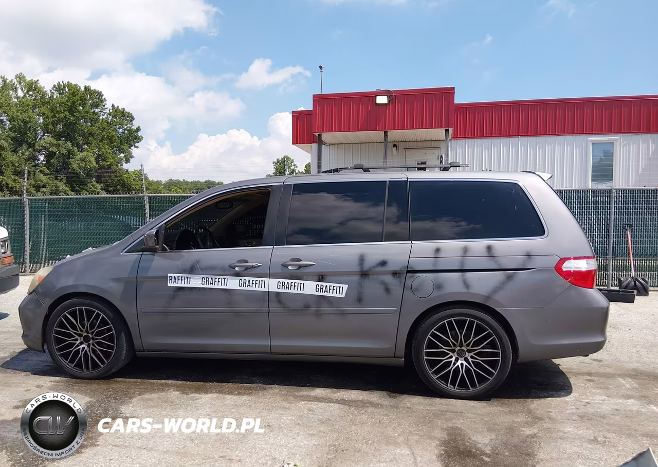 2006 Honda Odyssey Touring VIN:5FNRL38816B028913 - 14