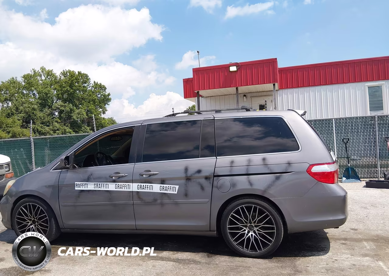 2006 Honda Odyssey Touring VIN:5FNRL38816B028913 - 17