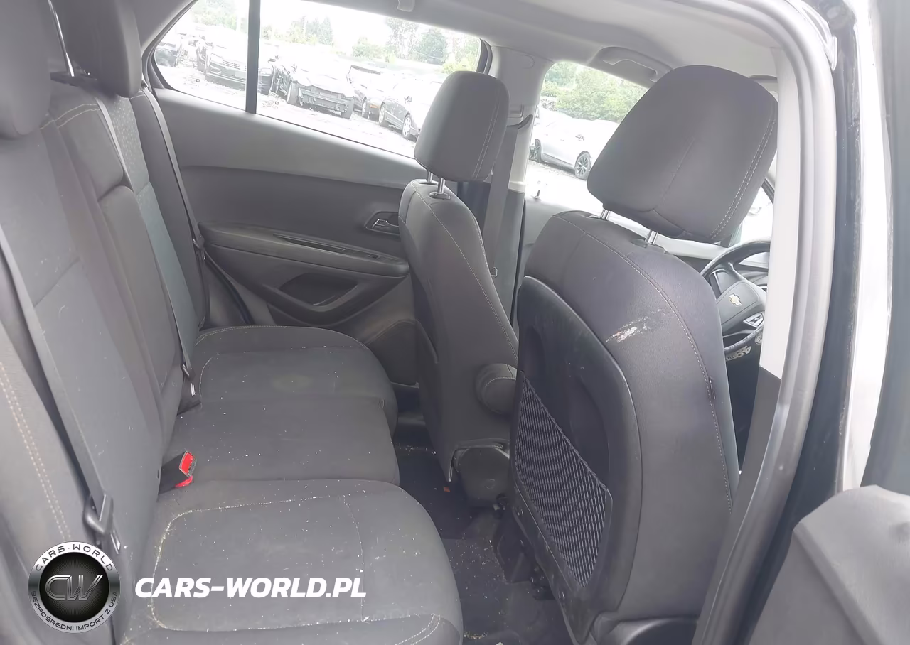 2019 Chevrolet Trax Ls VIN:3GNCJNSB5KL345009 - 8