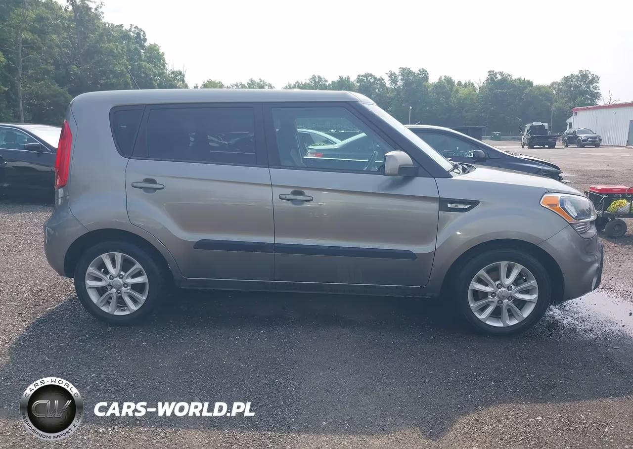 2013 Kia Soul VIN:KNDJT2A57D7575176 - 13