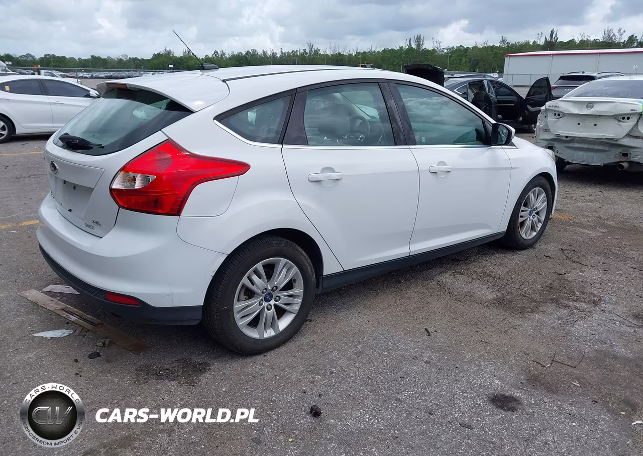 2012 Ford Focus Sel VIN:1FAHP3M21CL287868 - 4