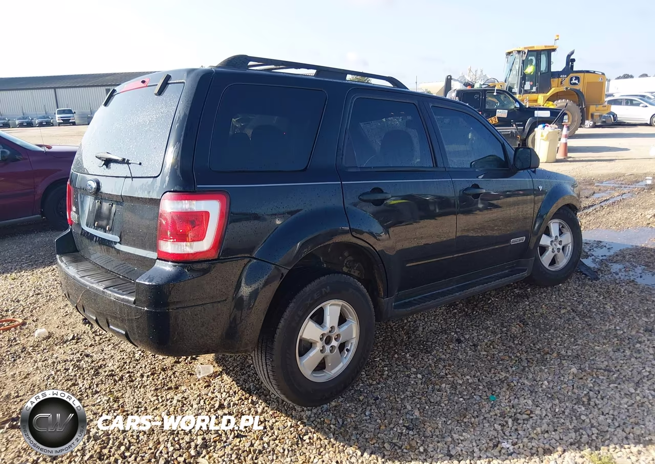 2008 Ford Escape Xlt VIN:1FMCU03158KE78352 - 4