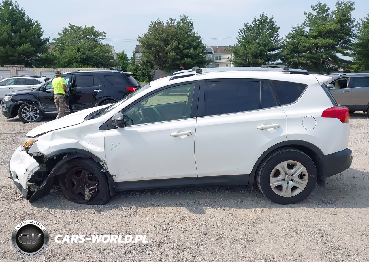 2015 Toyota Rav4 Le VIN:JTMBFREVXFD169637 - 14