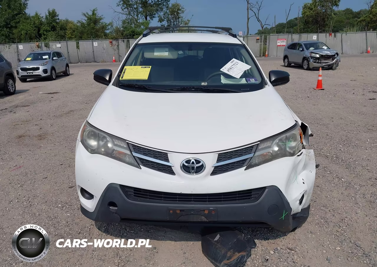 2015 Toyota Rav4 Le VIN:JTMBFREVXFD169637 - 17