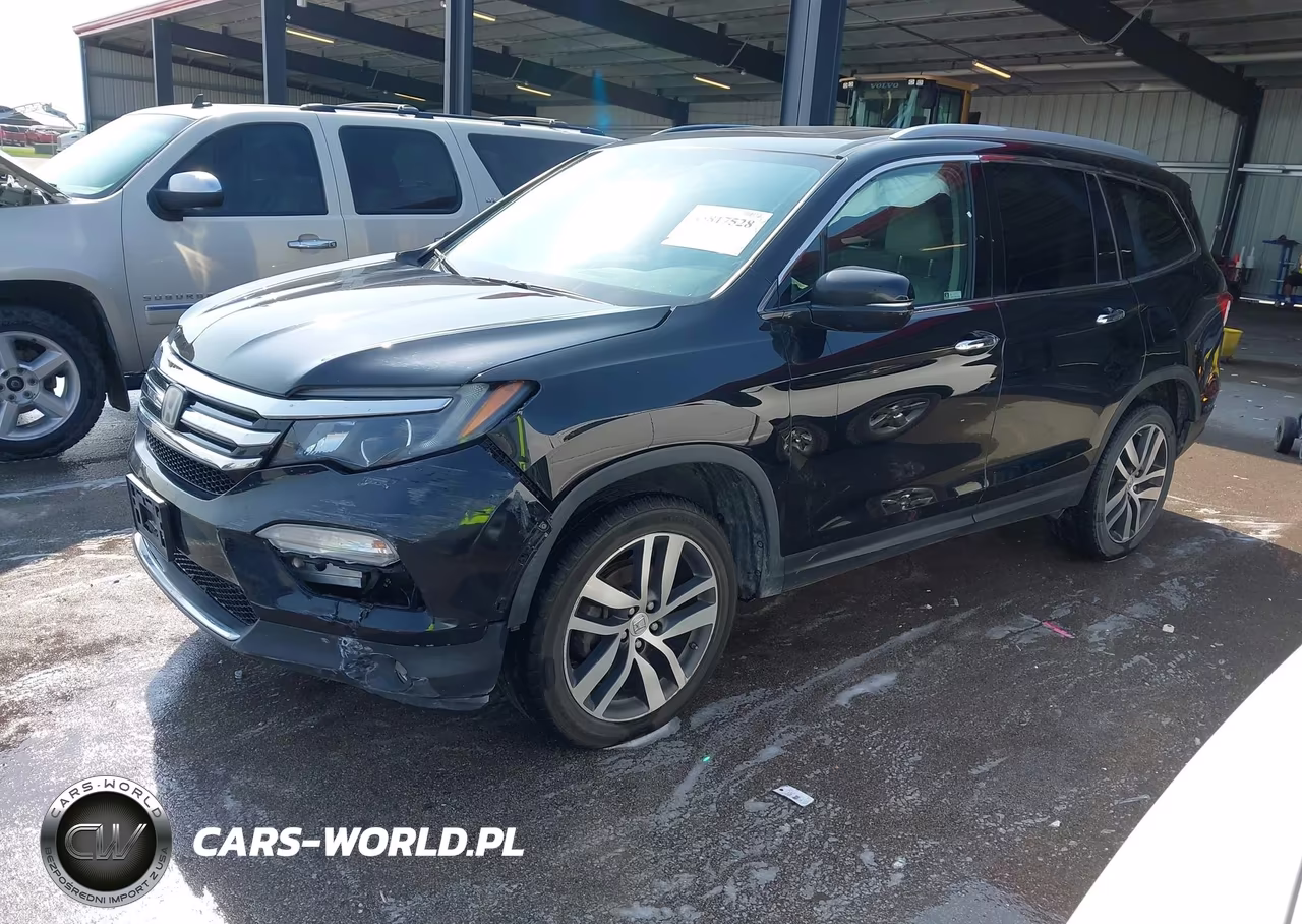 2018 Honda Pilot Touring VIN:5FNYF6H99JB014604 - 2