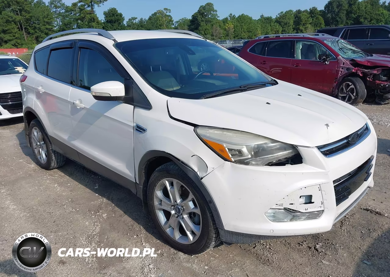 2014 Ford Escape Titanium – zdjęcie 1 z 11