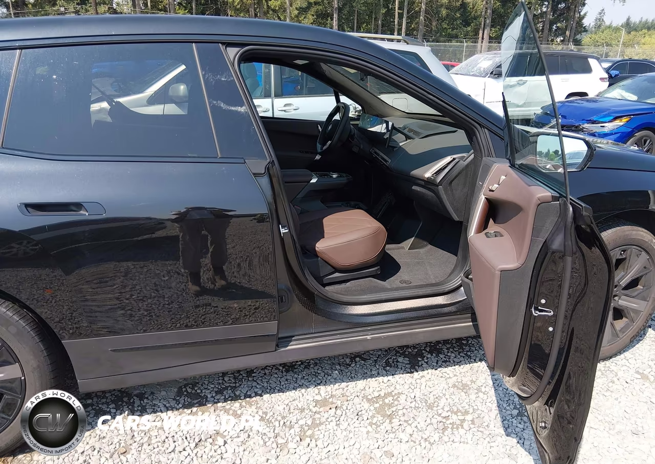 2025 BMW Ix xDrive50 VIN:WB523CF0XSCT23171 - 5