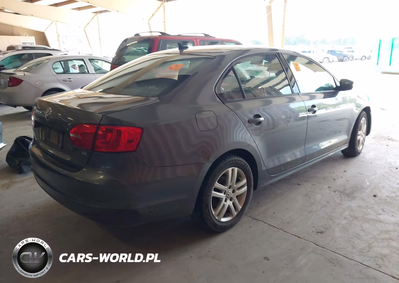 2014 Volkswagen Jetta 1.8T Se VIN:3VWD17AJ3EM360072 - 4