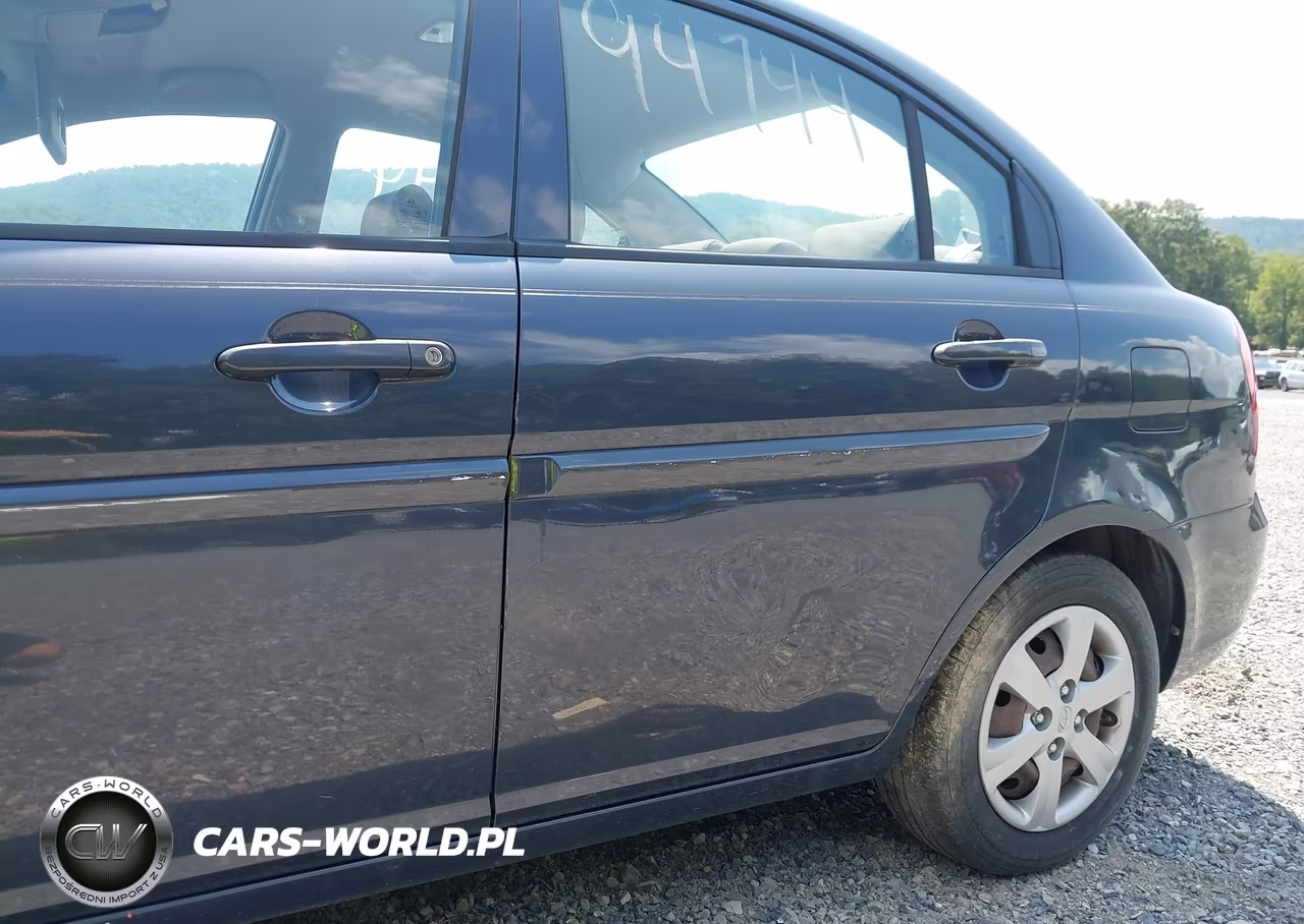 2009 Hyundai Accent Gls VIN:KMHCN46C79U285126 - 14