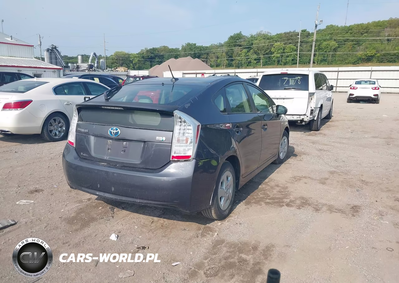 2010 Toyota Prius Iii VIN:JTDKN3DU6A0169305 - 4