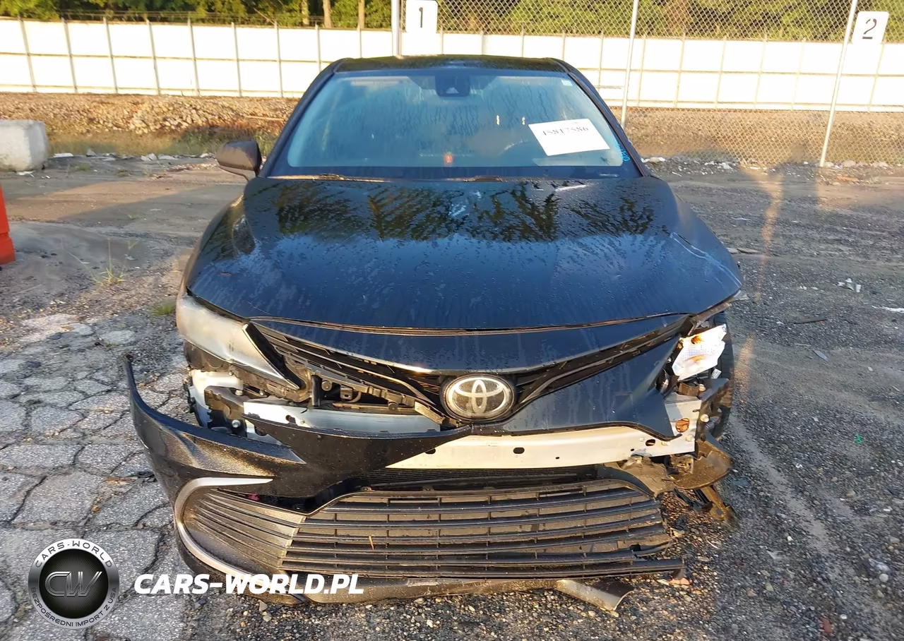 2021 Toyota Camry Le VIN:4T1C11AK8MU557894 - 12