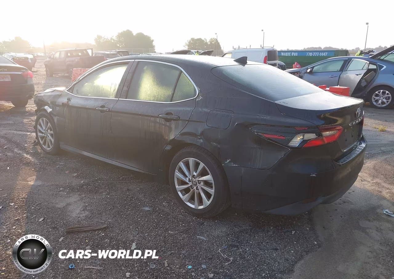 2021 Toyota Camry Le VIN:4T1C11AK8MU557894 - 3