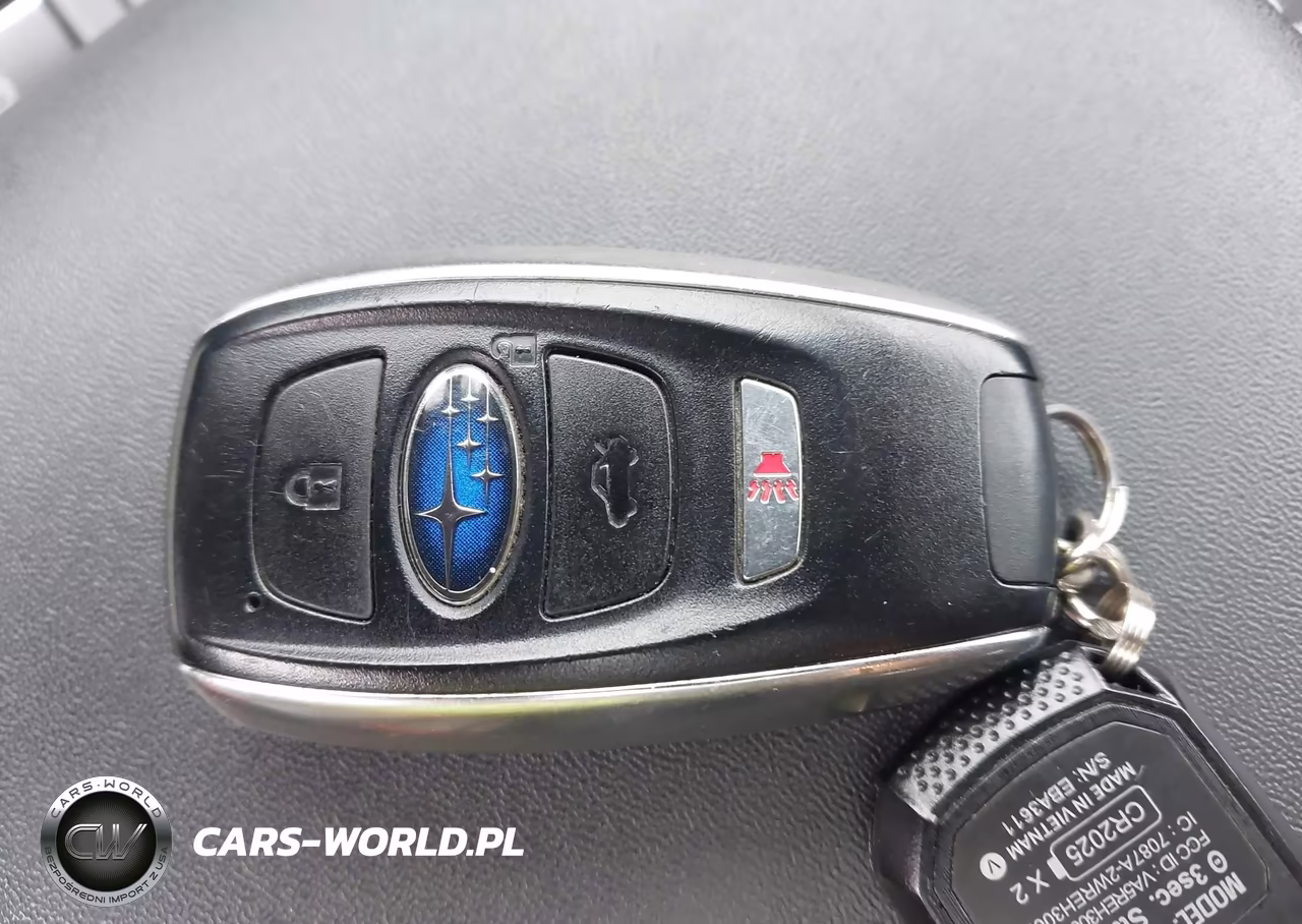 2017 Subaru Outback 3.6R Limited VIN:4S4BSENC8H3354213 - 11