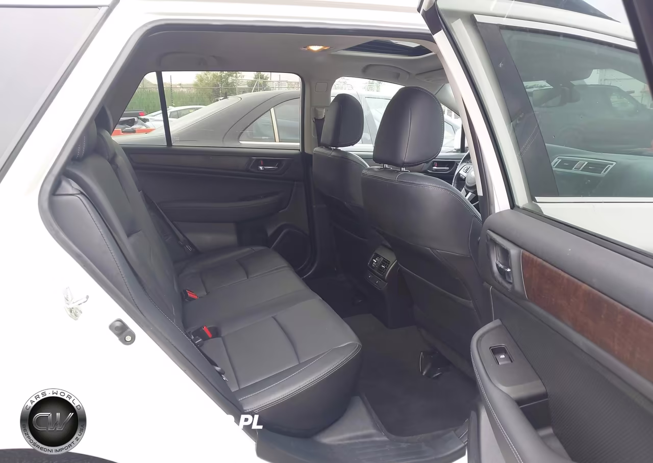 2017 Subaru Outback 3.6R Limited VIN:4S4BSENC8H3354213 - 8