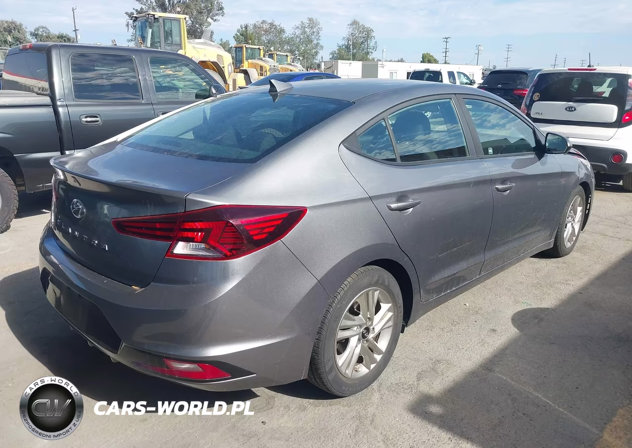 2020 Hyundai Elantra Sel VIN:5NPD84LF7LH501928 - 4