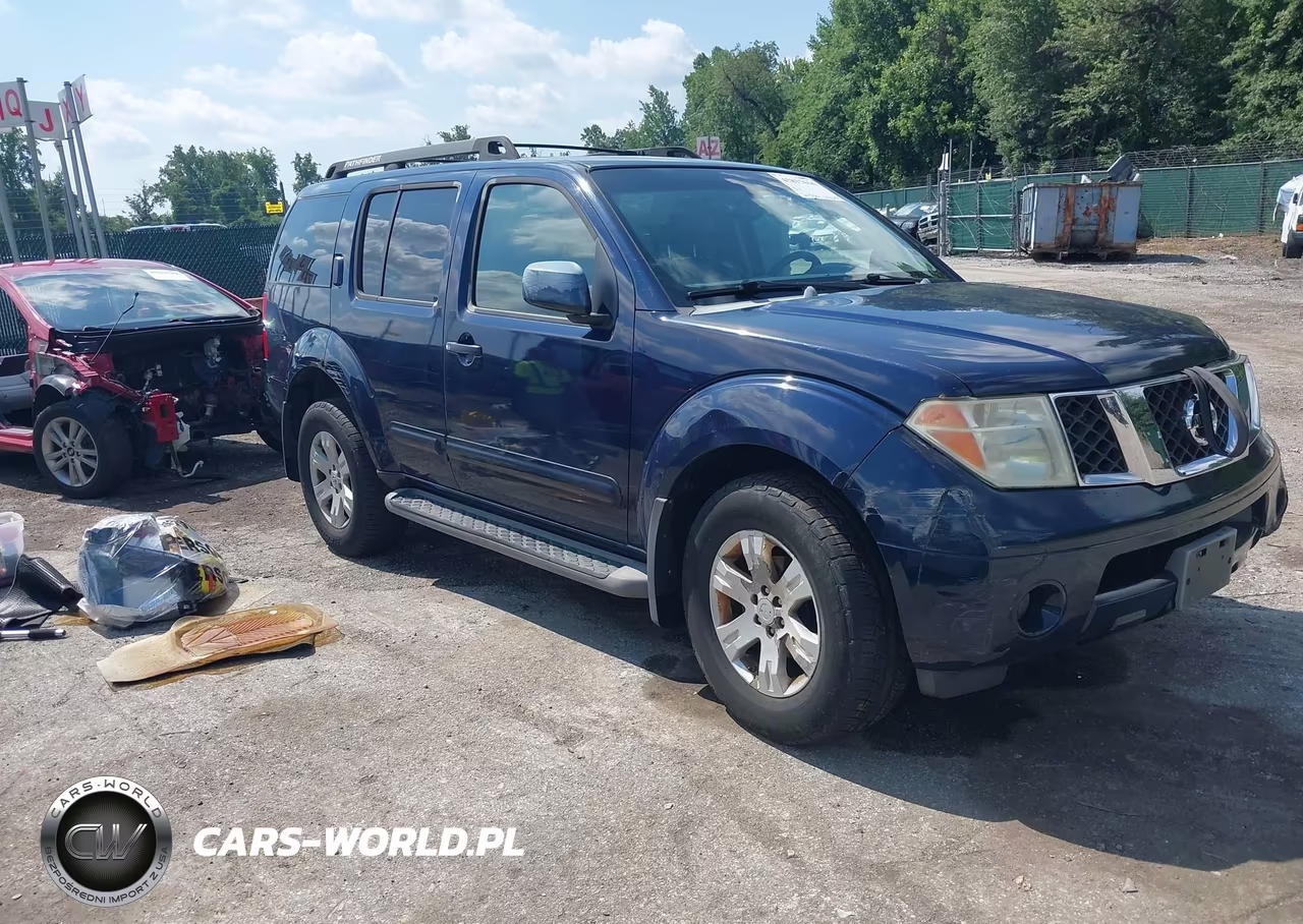 2006 Nissan Pathfinder Le