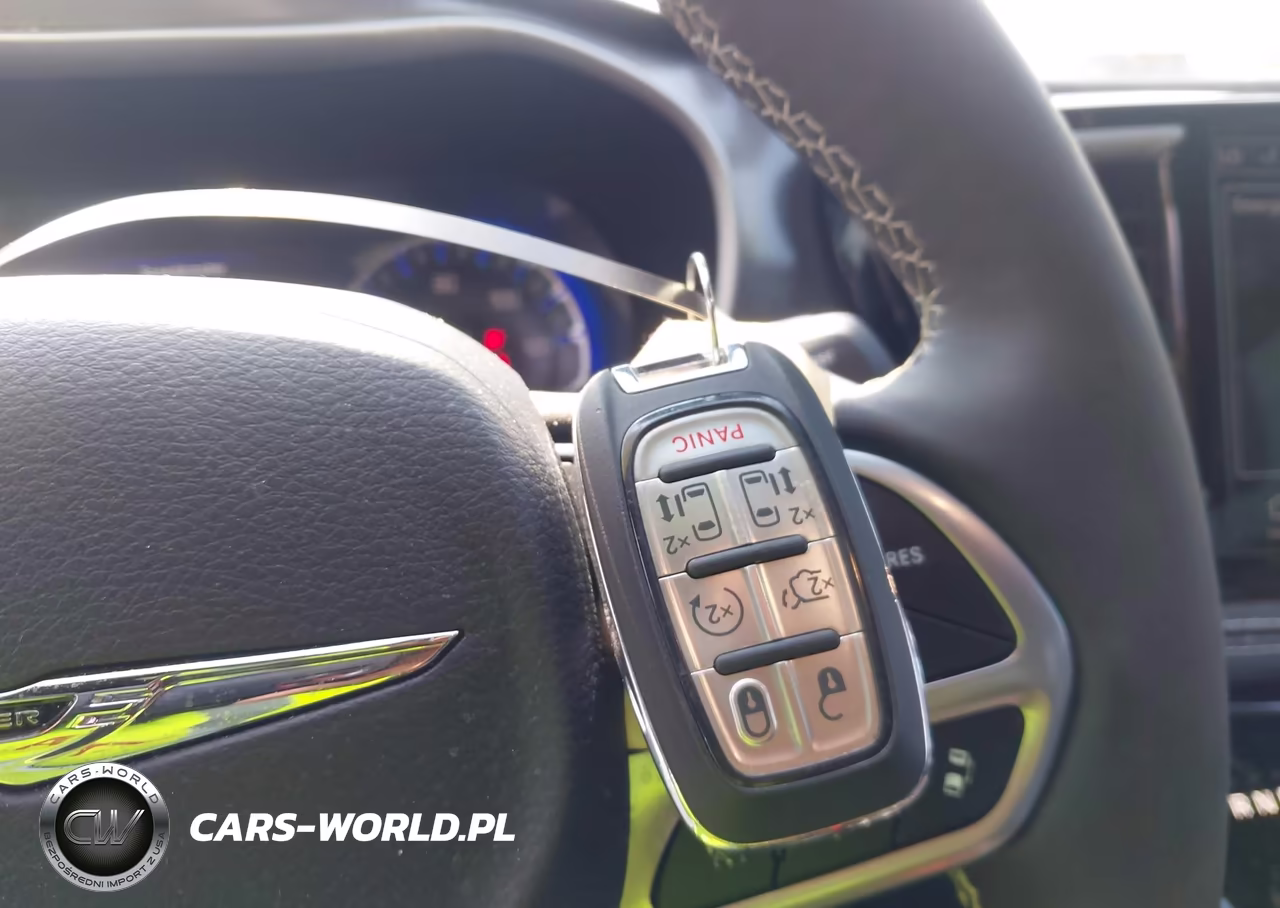 2025 Chrysler Pacifica Select VIN:2C4RC1BG8SR580265 - 11