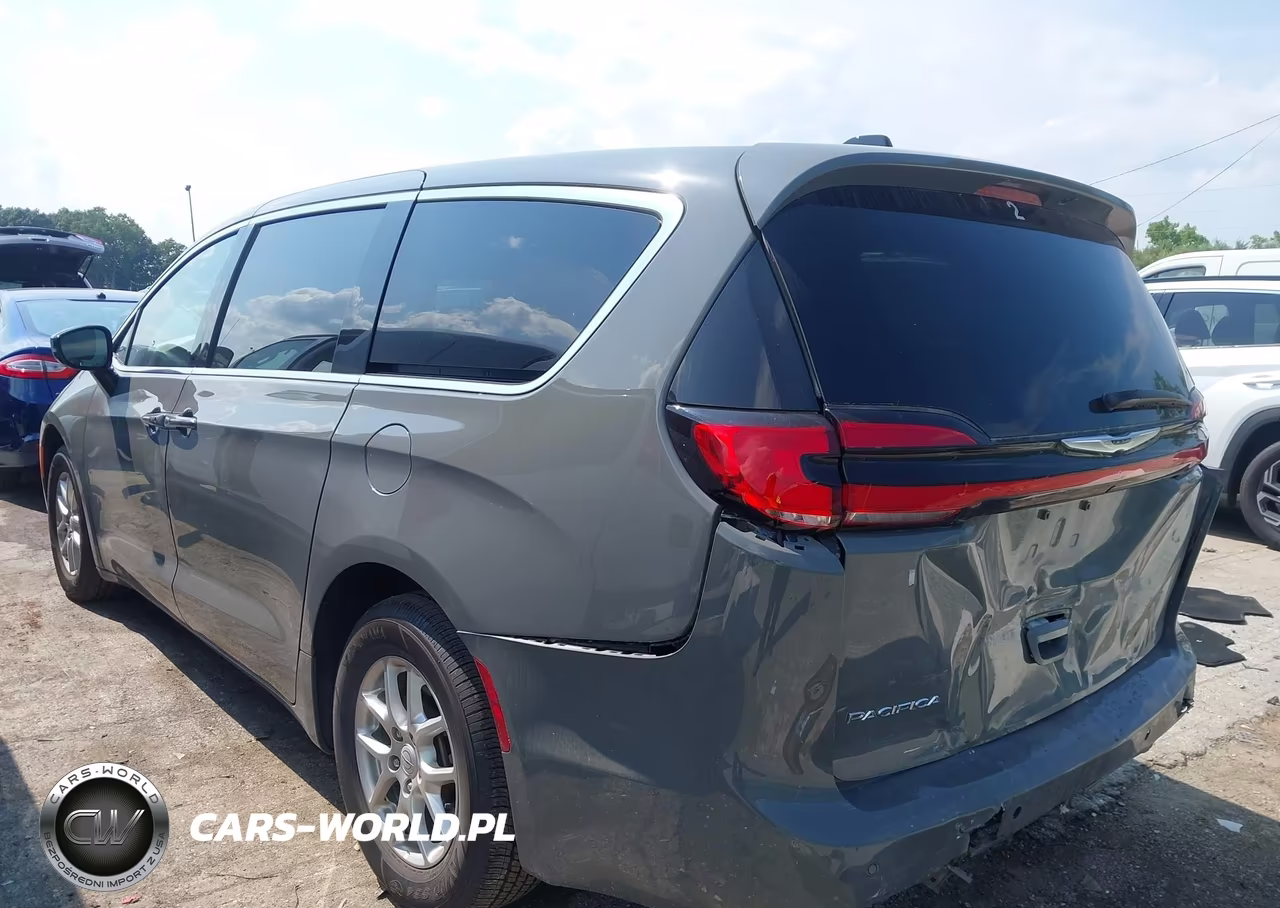 2025 Chrysler Pacifica Select VIN:2C4RC1BG8SR580265 - 3
