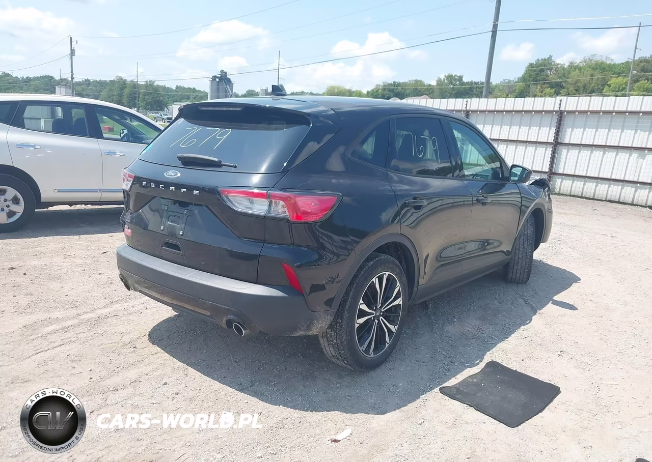 2022 Ford Escape Se VIN:1FMCU0G64NUA02535 - 4