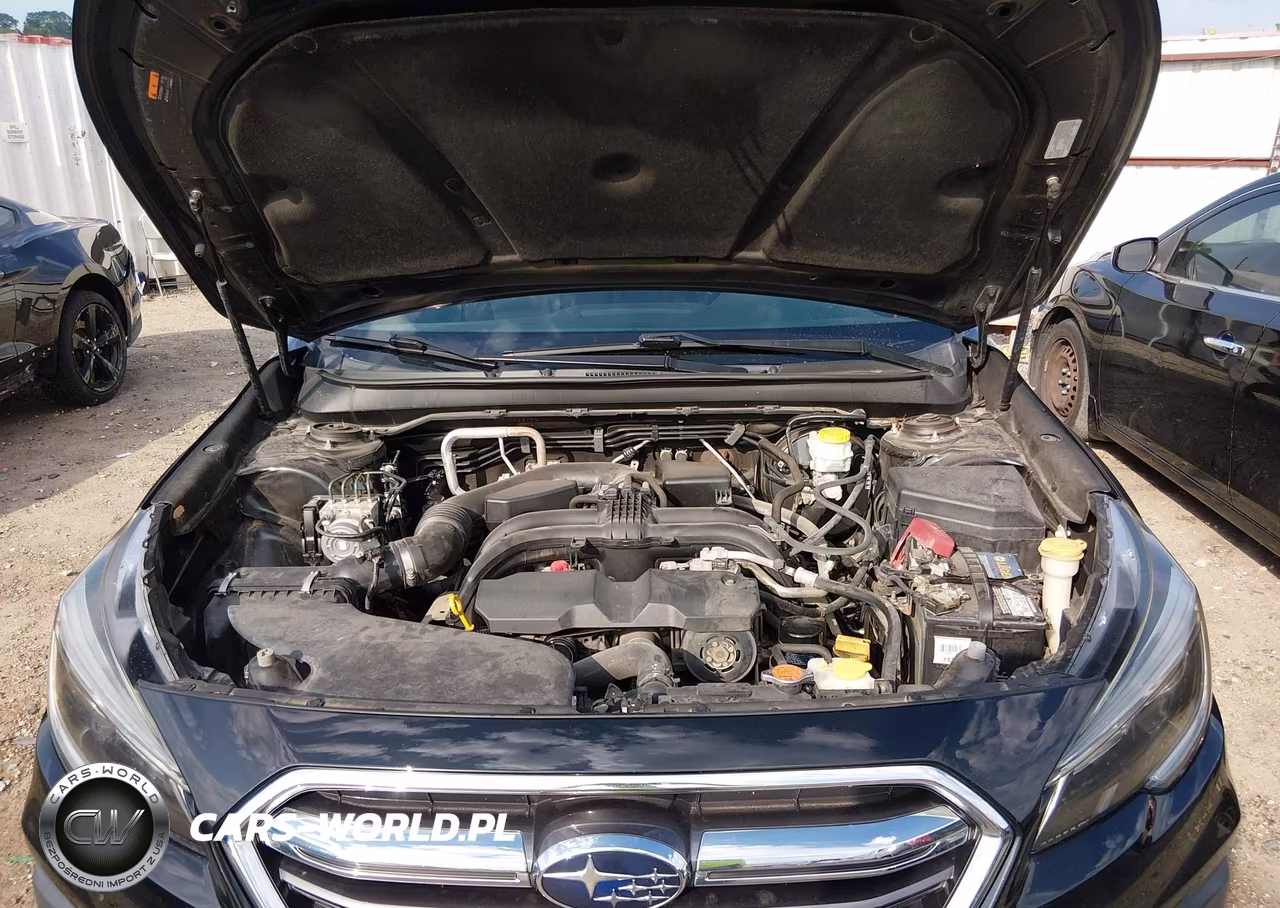 2018 Subaru Outback 2.5I Premium VIN:4S4BSAFC0J3314205 - 10